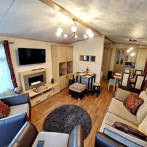 Camping Mobilhomes 6 Et 8 Personnes Aven Kerlann Draps Fournis France